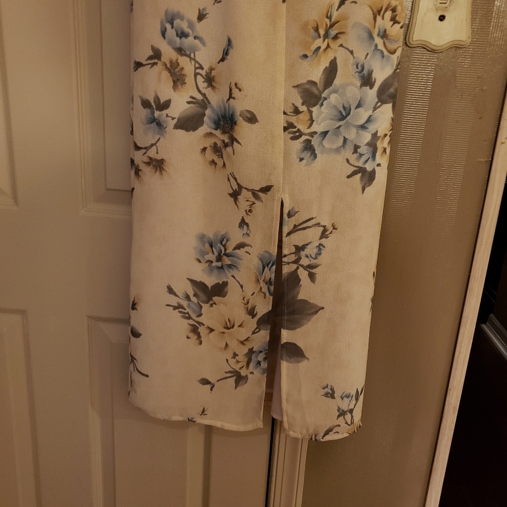 Ladies 2 piece dress - Picture 5 of 11